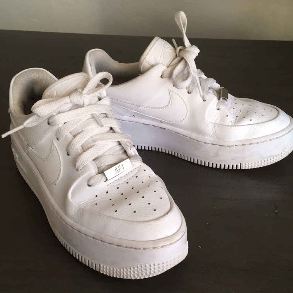 AF1 sage low sneakers